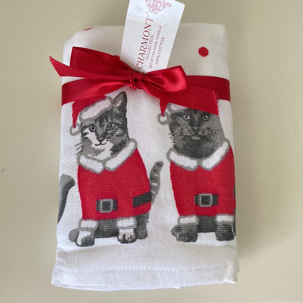 NWT Charmont Christmas Santa Cats Kitties 2 New Terrycloth Cotton hand towels